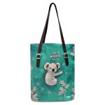 Bunte Taschen mit schönen Motiven und kreativen...