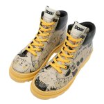 Bunte Boots mit schönen Motiven und kreativen Designs - DOGO Adriana - MonoChrome Cats Onlineshop bestellen!