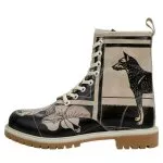 Bunte Boots mit schönen Motiven und kreativen...
