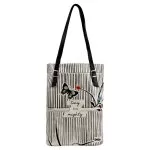 Bunte Taschen mit schönen Motiven und kreativen...