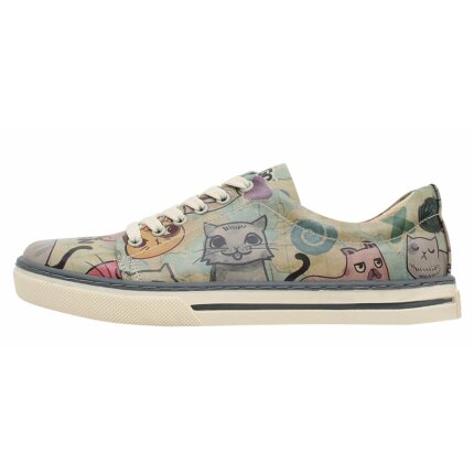 Bunte Sneaker mit schönen Motiven und kreativen Designs - Dogo Sneaker - Cats of the World im DOGO Onlineshop