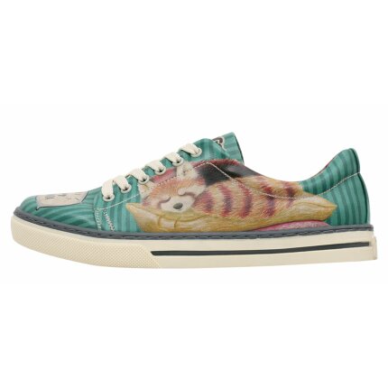 Bunte Sneaker mit schönen Motiven und kreativen Designs - Dogo Sneaker - You are a Sleepy Red Panda im DOGO Onlineshop