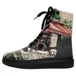 Bunte Boots mit schönen Motiven und kreativen...