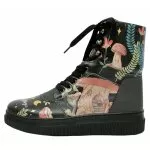 Bunte Boots mit schönen Motiven und kreativen...