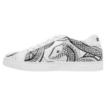 Bunte Sneaker mit schönen Motiven und kreativen...