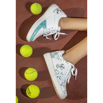 Hug scarpe store