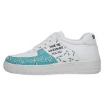 Bunte Sneaker mit schönen Motiven und kreativen Designs - Dice Sneakers - Koala Hug im DOGO Onlineshop