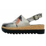 Bunte Sandalen mit schönen Motiven und kreativen...