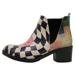 Bunte Boots mit schönen Motiven und kreativen...