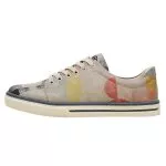 Bunte Sneaker mit schönen Motiven und kreativen...