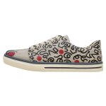 Bunte Sneaker mit schönen Motiven und kreativen...