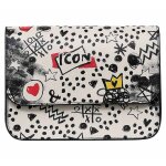 Bunte Taschen mit schönen Motiven und kreativen...