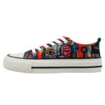 Bunte Sneaker mit schönen Motiven und kreativen...
