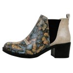 Bunte Boots mit schönen Motiven und kreativen...